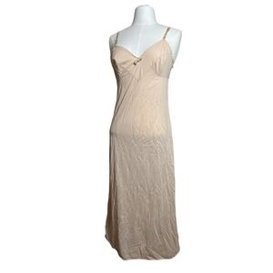 Vassarette Vintage Nude Beige Lace Trim Full Slip Dress Nylon Size 34